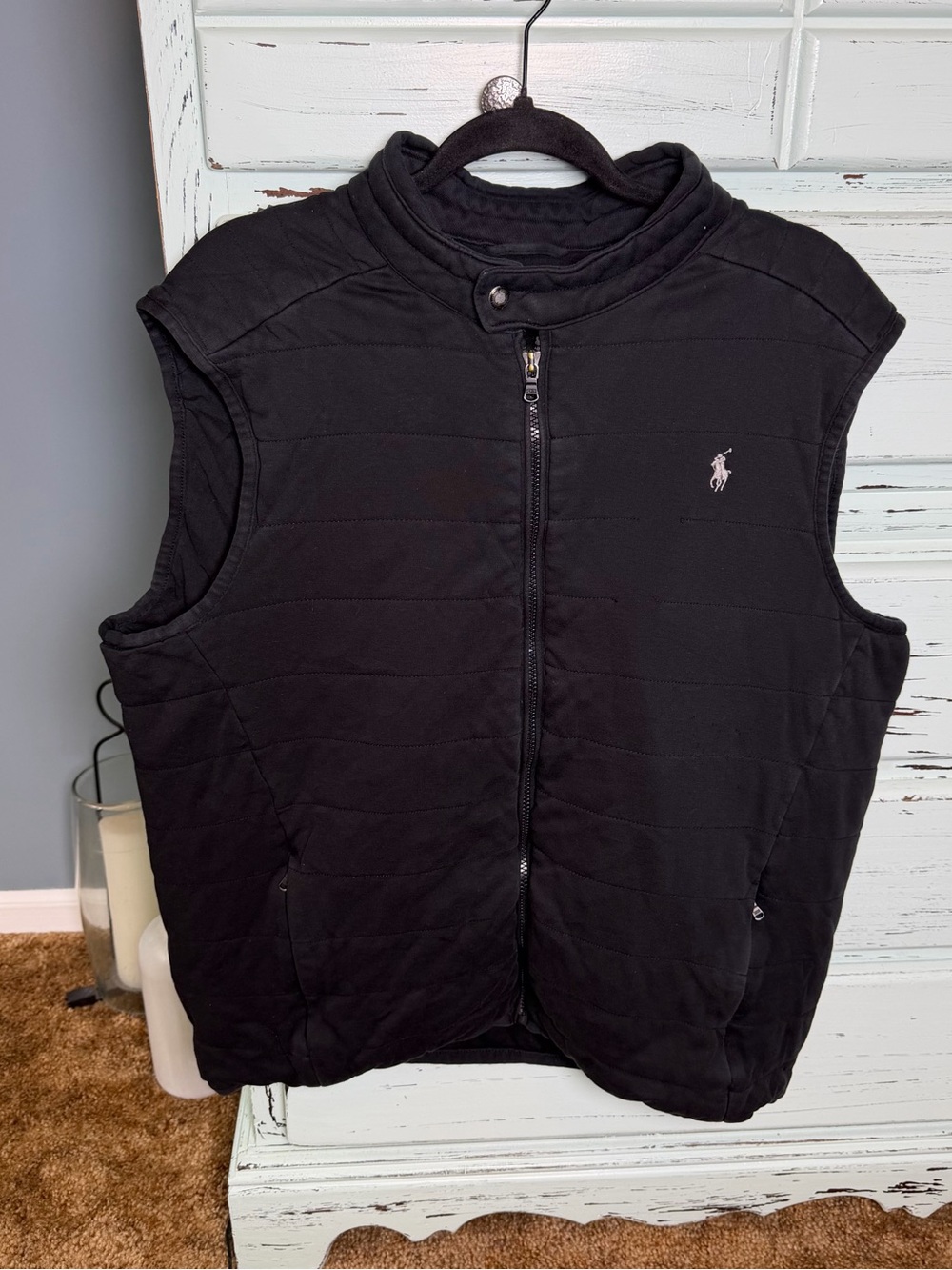 Ralph Lauren Black Quilted Sleeveless Cotton Vest with Polo Logo. Men’s size XL.